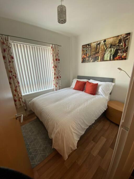 3 Bedroom Penthouse Apartment In ลาร์น ภายนอก รูปภาพ