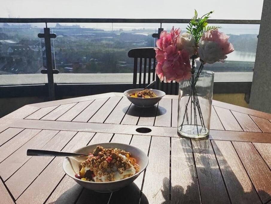3 Bedroom Penthouse Apartment In ลาร์น ภายนอก รูปภาพ
